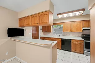 2432 Colony Dr, Melbourne, FL 32935 - Photo 11