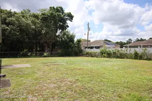 1028 Zambrana St SE, Palm Bay, FL 32909 - Photo 19