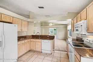 8054 Bracken Ln, Melbourne, FL 32940 - Photo 13