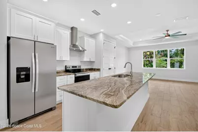 356 Friendly Street SW, Palm Bay, FL 32908 - Photo 9