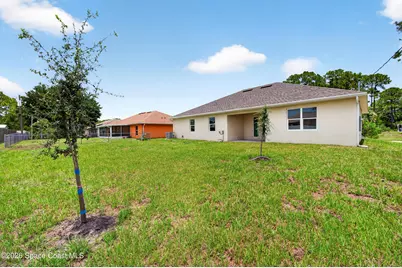 356 Friendly Street SW, Palm Bay, FL 32908 - Photo 29
