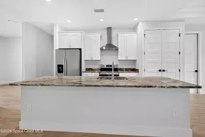 356 Friendly Street SW, Palm Bay, FL 32908 - Photo 5