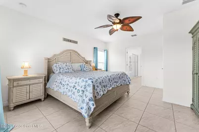4851 Pearl Lake Court, Kissimmee, FL 34758 - Photo 39