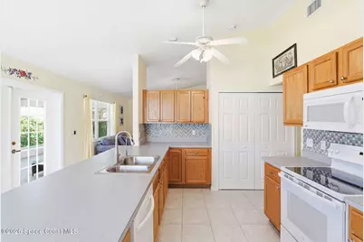 9931 Oak Street, Sebastian, FL 32976 - Photo 7