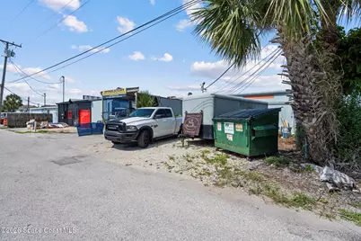 1363 Cypress Avenue, Melbourne, FL 32935 - Photo 15