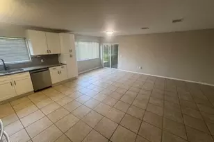 425 Tewksbury Ln NE, Palm Bay, FL 32907 - Photo 9