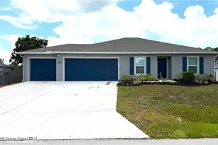 1014 Hammacher Ave SW, Palm Bay, FL 32908 - Photo 1