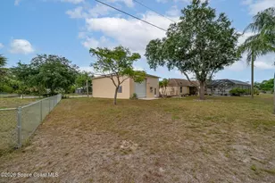 368 Thunderbird Ave NW, Palm Bay, FL 32907 - Photo 47