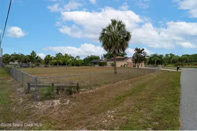 368 Thunderbird Avenue NW, Palm Bay, FL 32907 - Photo 55