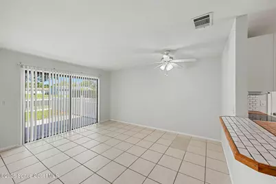 2206 20th Avenue SW, Vero Beach, FL 32962 - Photo 3