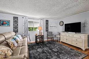 734 Lark Dr, Micco, FL 32976 - Photo 9