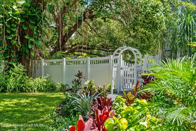 998 Ripley Terrace NE, Palm Bay, FL 32907 - Photo 3