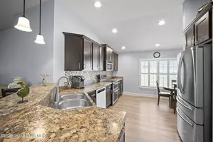 308 Briarcliff Cir, Sebastian, FL 32958 - Photo 7
