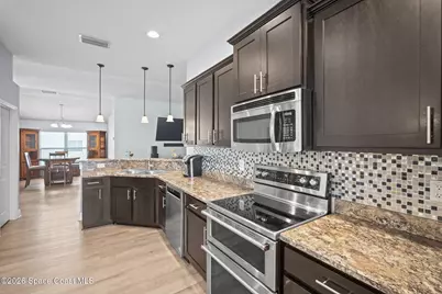 308 Briarcliff Circle, Sebastian, FL 32958 - Photo 9
