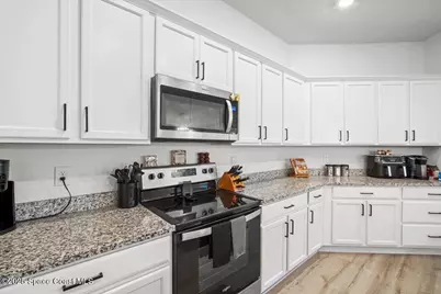527 Glaspell Circle SE, Palm Bay, FL 32909 - Photo 13
