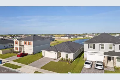 527 Glaspell Circle SE, Palm Bay, FL 32909 - Photo 5