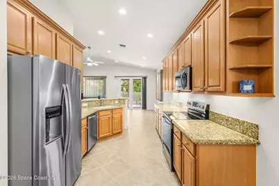 6223 Dorchester Way, Vero Beach, FL 32966 - Photo 5