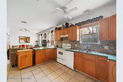 6055 7th Place, Vero Beach, FL 32968 - Photo 5
