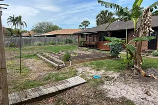 135 Palm Cir, Melbourne, FL 32940 - Photo 35