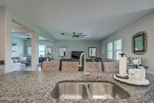 2723 Hilliard Dr, Wesley Chapel, FL 33545 - Photo 17