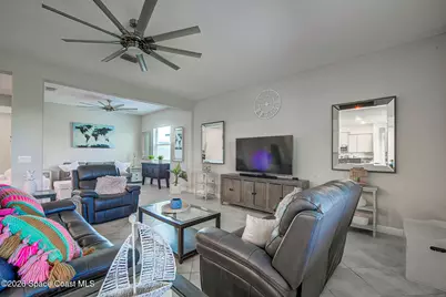 2723 Hilliard Drive, Wesley Chapel, FL 33545 - Photo 9