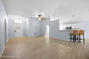 1515 Vista Lake Cir, Melbourne, FL 32904 - Photo 5