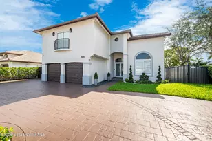 1385 SW 143rd Ct, Miami, FL 33181 - Photo 1