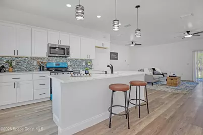 601 Yardley Street SW, Palm Bay, FL 32908 - Photo 15