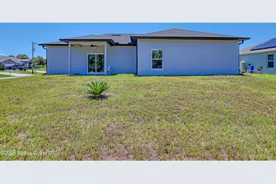 601 Yardley Street SW, Palm Bay, FL 32908 - Photo 7