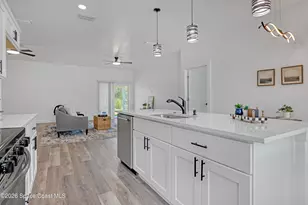 601 Yardley St SW, Palm Bay, FL 32908 - Photo 17