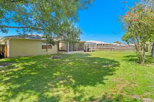 674 Antigua St NE, Palm Bay, FL 32907 - Photo 27