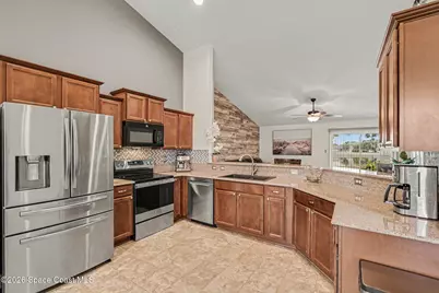 325 Abernathy Circle SE, Palm Bay, FL 32909 - Photo 13