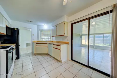 1085 Celle Avenue NW, Palm Bay, FL 32907 - Photo 9
