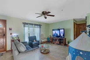 689 Caballero Ave SE, Palm Bay, FL 32909 - Photo 5