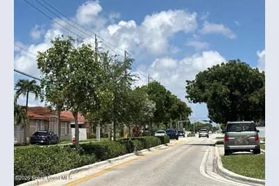7535 W 34th Lane, Hialeah, FL 33018 - Photo 5