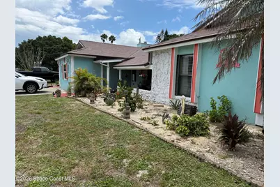 913 Dupont Street NE, Palm Bay, FL 32907 - Photo 3