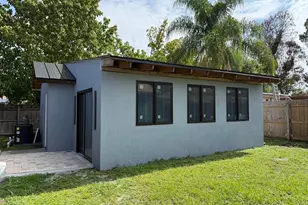913 Dupont St NE, Palm Bay, FL 32907 - Photo 5