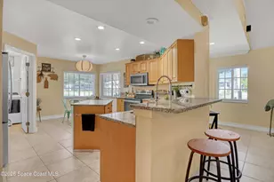2464 Hemingway Ln, Merritt Island, FL 32953 - Photo 7