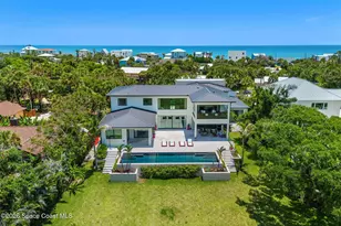 7866 Casuarina Dr, Melbourne Beach, FL 32951 - Photo 9