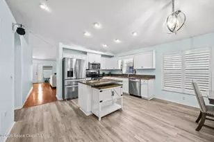 7895 Citrus Creek Dr, Melbourne, FL 32940 - Photo 9
