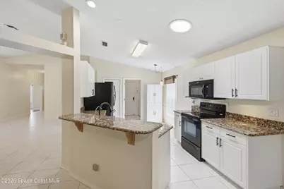 4257 Mount Carmel Lane, Melbourne, FL 32901 - Photo 17