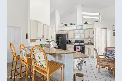 105 Waters Edge Lane, Indialantic, FL 32903 - Photo 11