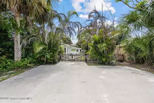 2302 Hyde Pkwy, Melbourne, FL 32901 - Photo 31