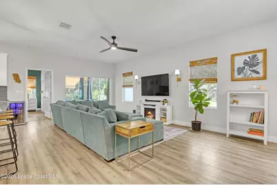 466 Olmsted Street SW, Palm Bay, FL 32908 - Photo 9