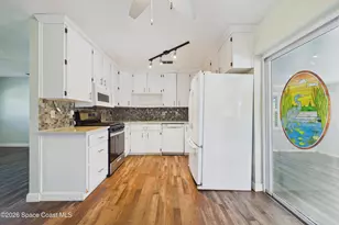 7232 Omega Ct, Zephyrhills, FL 33541 - Photo 25