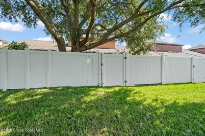 990 Luminary Circle #105, Melbourne, FL 32901 - Photo 25