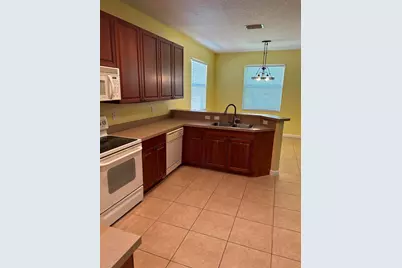 433 Gardendale Circle SE, Palm Bay, FL 32909 - Photo 3