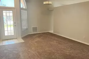 8043 Bracken Ln, Melbourne, FL 32940 - Photo 5