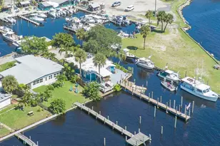 3965 Canal Dr, Sebastian, FL 32976 - Photo 9