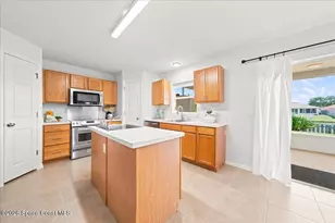 2041 Brookshire Cir, Melbourne, FL 32904 - Photo 11
